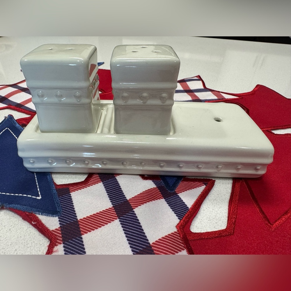🆕 Nora Fleming • ✨RETIRED • White Salt and Pepper Stoneware Shaker Set